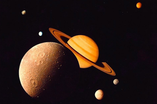 NASA Exploring Blockchain Technology That Could Help Power Mission to Saturn's Icy Moon